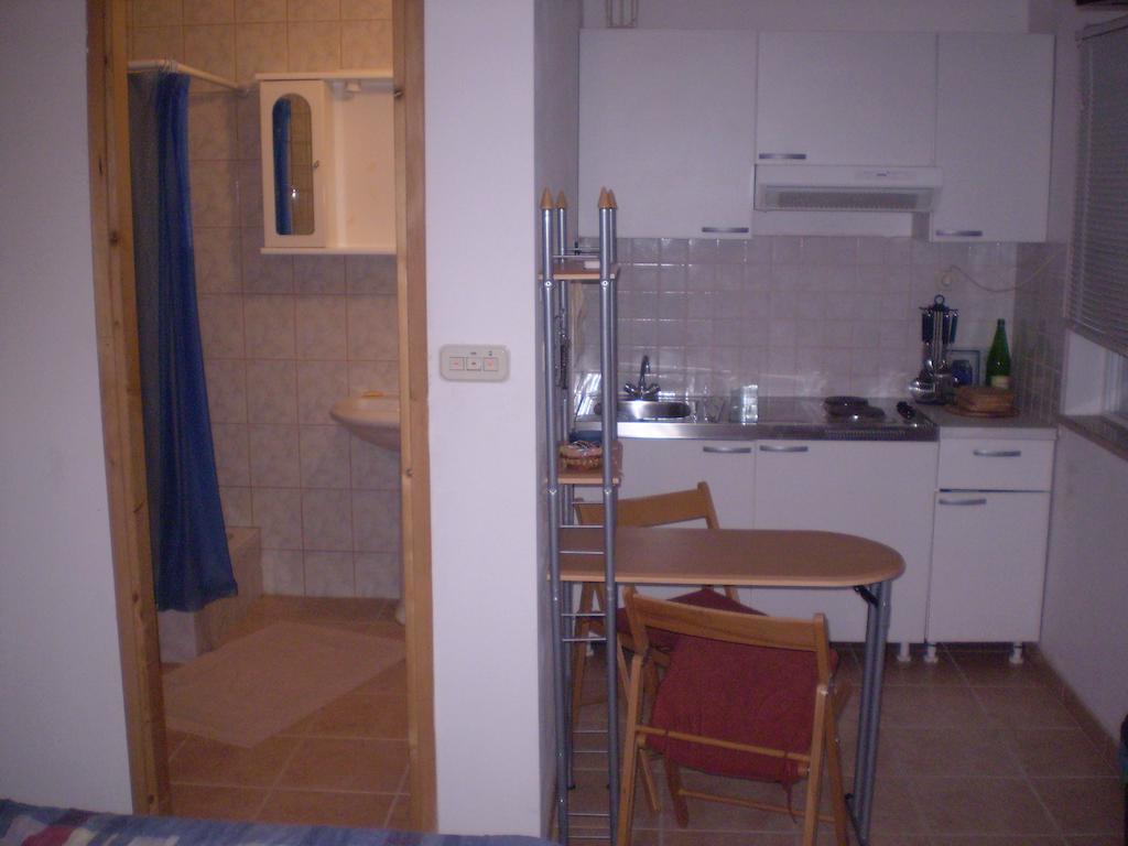 Apartments Zuvela 코츌라 객실 사진